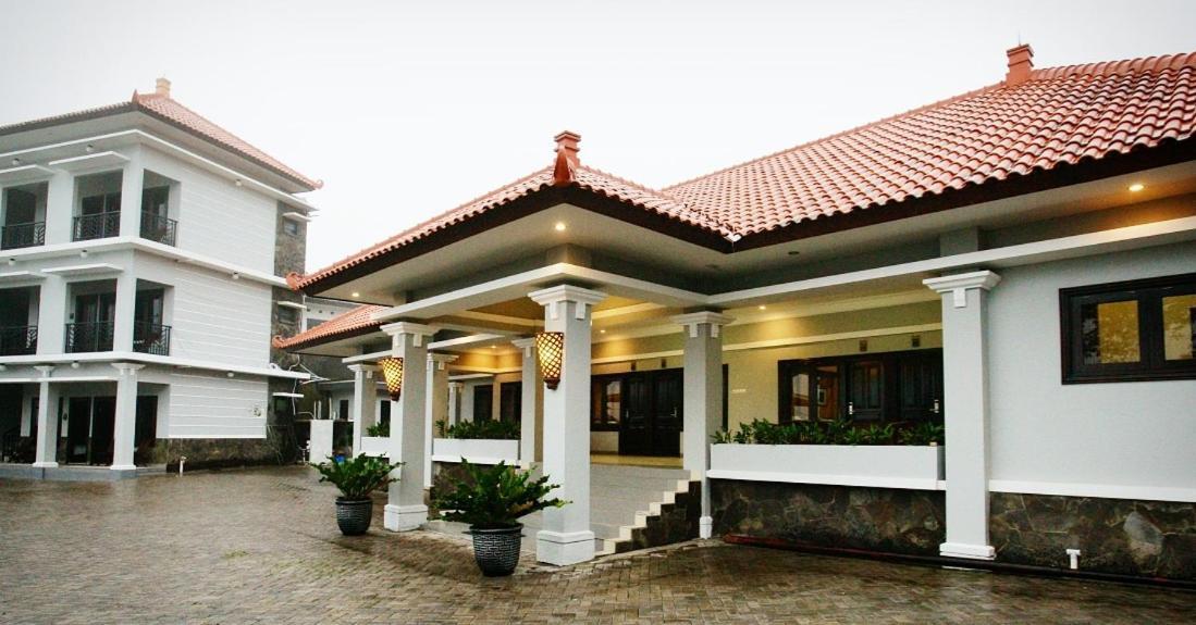 Avila Ketapan Rame Hotel Prigen Екстериор снимка