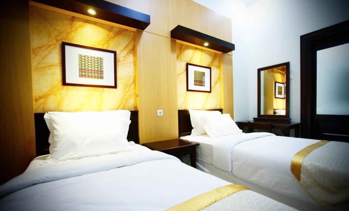 Avila Ketapan Rame Hotel Prigen Екстериор снимка