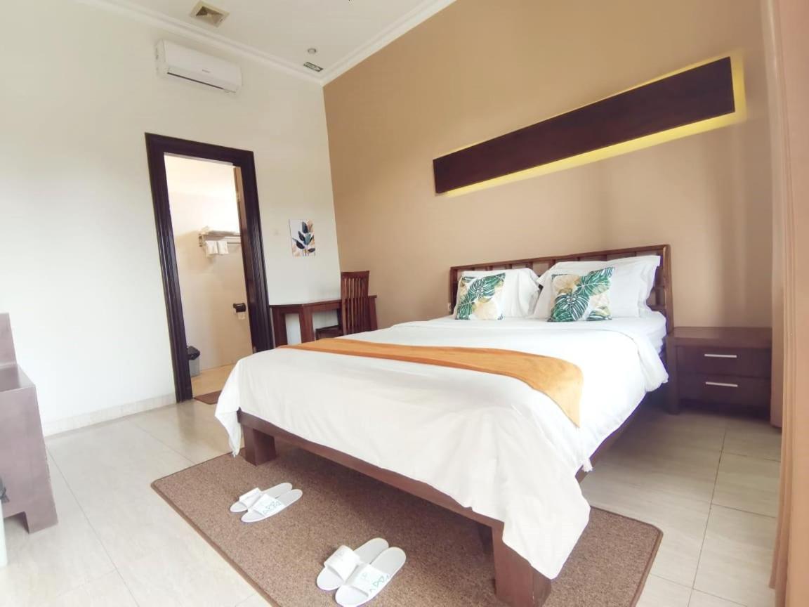 Avila Ketapan Rame Hotel Prigen Екстериор снимка