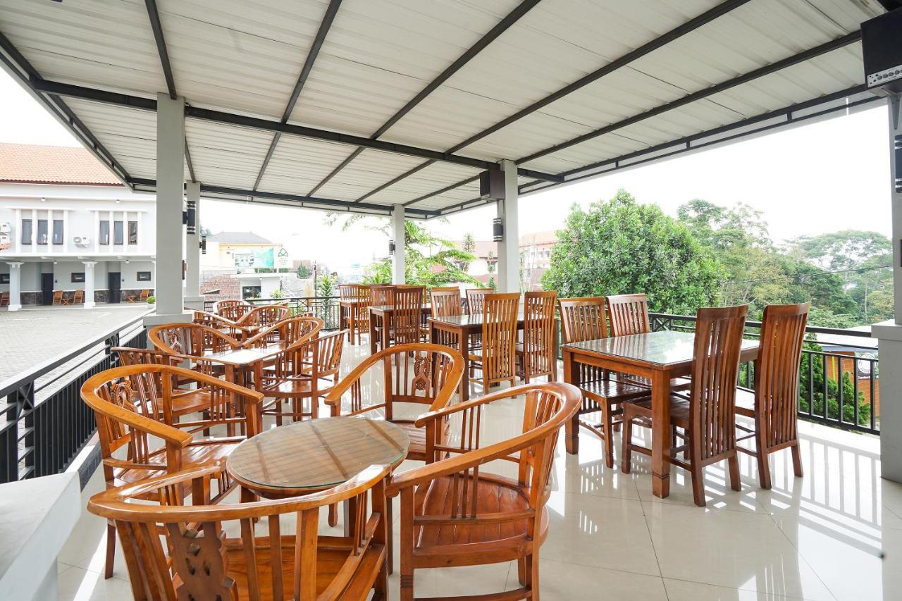 Avila Ketapan Rame Hotel Prigen Екстериор снимка
