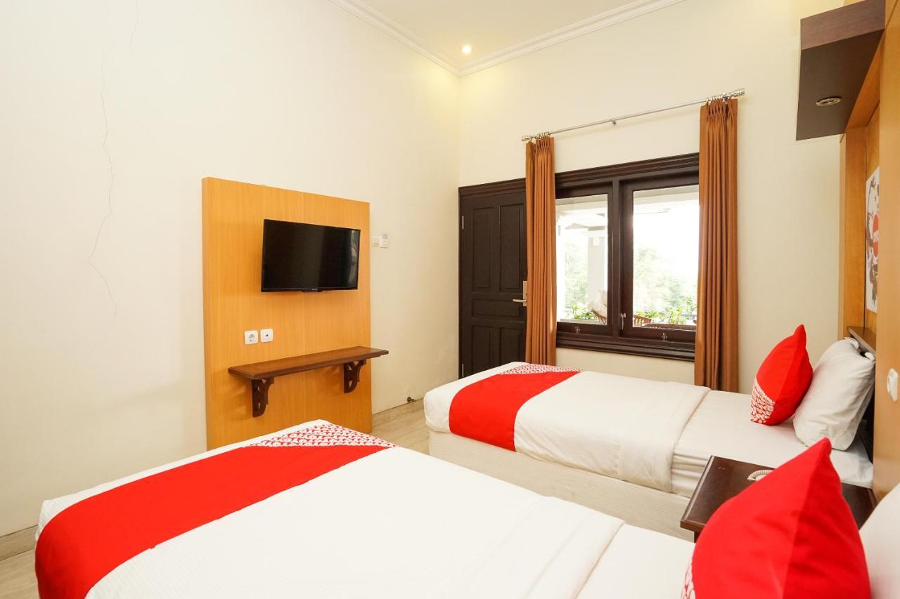Avila Ketapan Rame Hotel Prigen Екстериор снимка